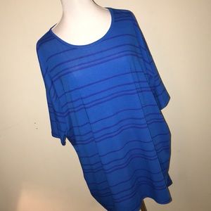 Lularoe Irma Tunic EUC